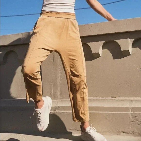 FP Movement by Free People Hot Shot in Camel S - Picture 2 of 9